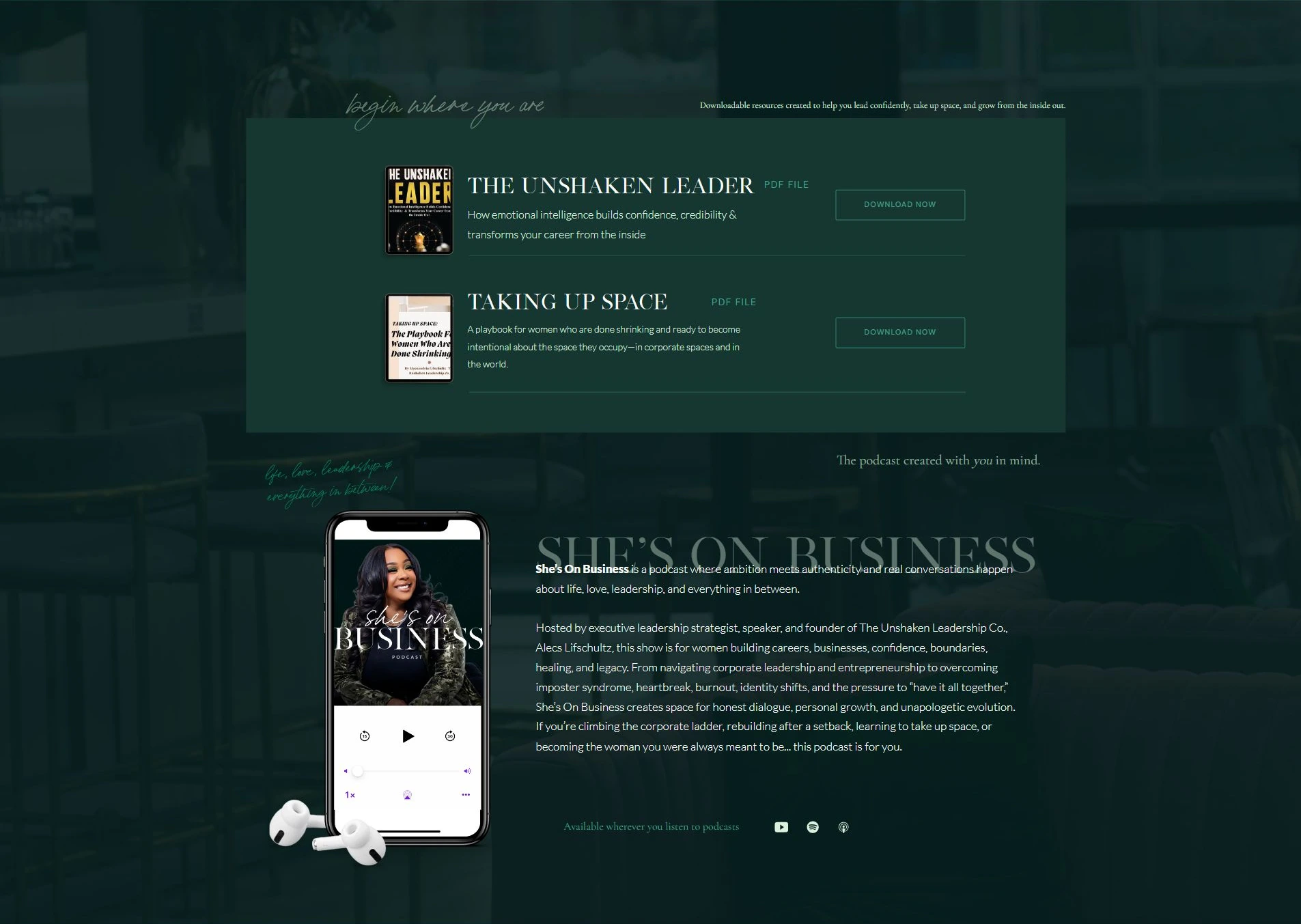 The homepage connects downloadable resources and the podcast within the leadership brand.